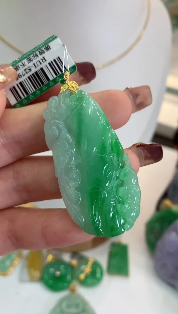 【闪购商品】翡翠吊坠(不含链)18K金镶嵌挂件