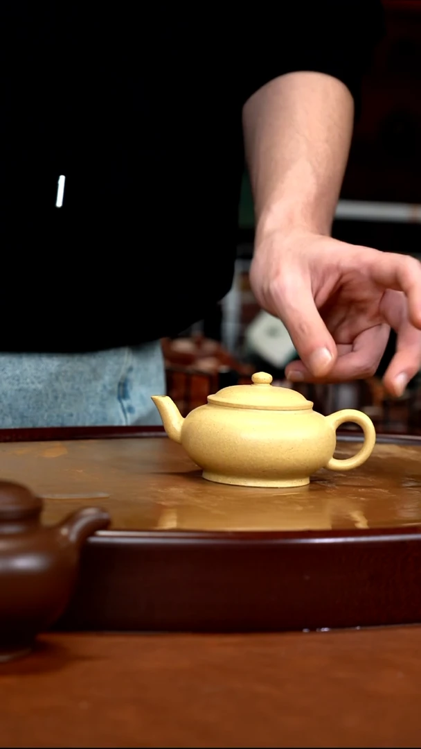 茶壶紫砂XJ      本绿     扁灯      160cc