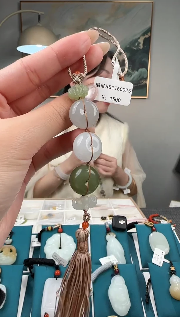 颈饰未镶嵌和田玉吊坠RS多样性发货拍一发一