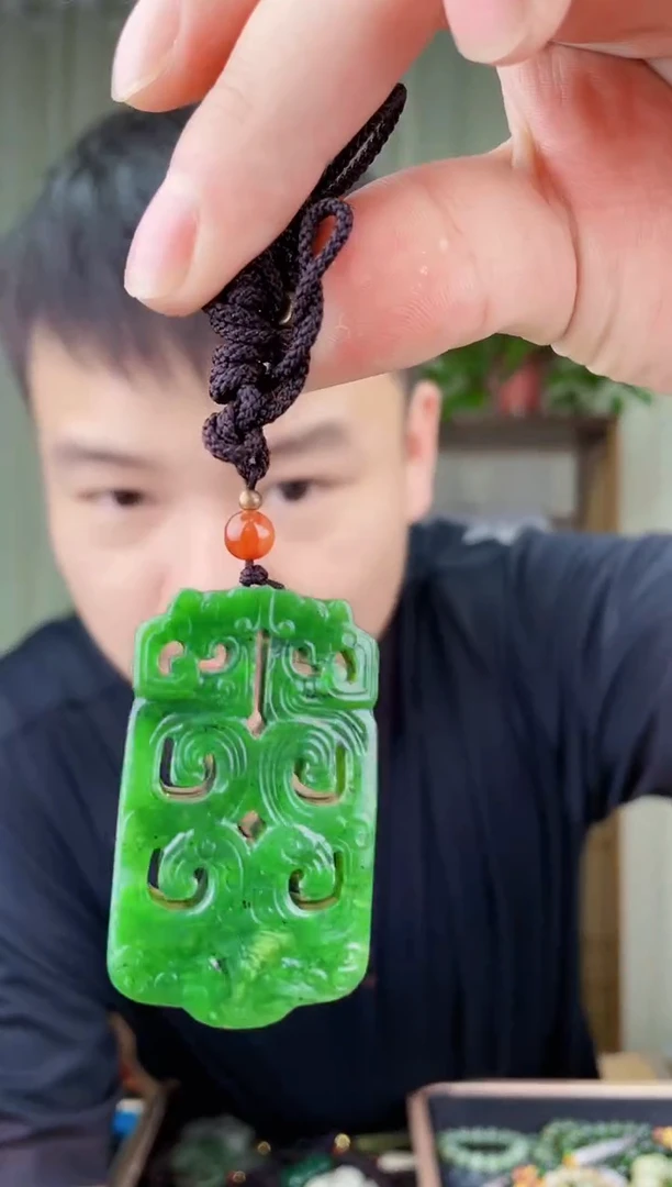 未镶嵌和田玉挂件拍一发一，多样性发货！