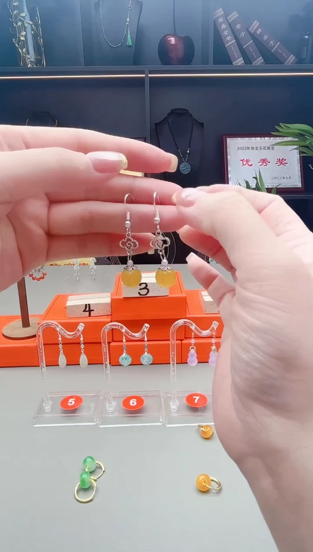 未镶嵌耳钉玛瑙/玉髓702