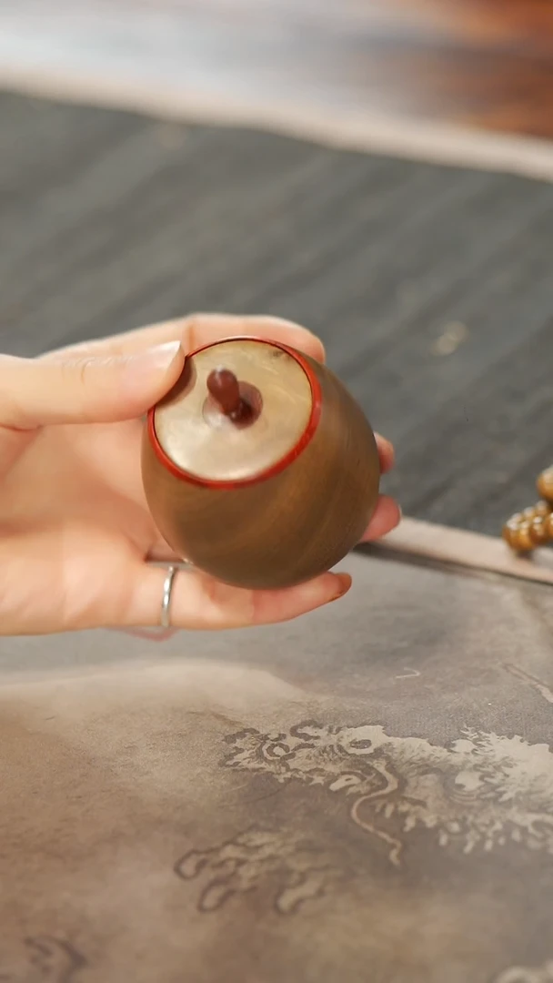 【闪购商品】金丝楠木雕775品香罐把玩罐