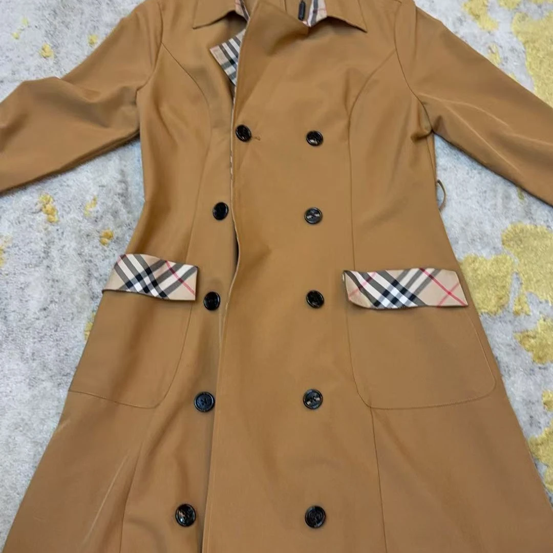 小雪风衣时尚连衣裙