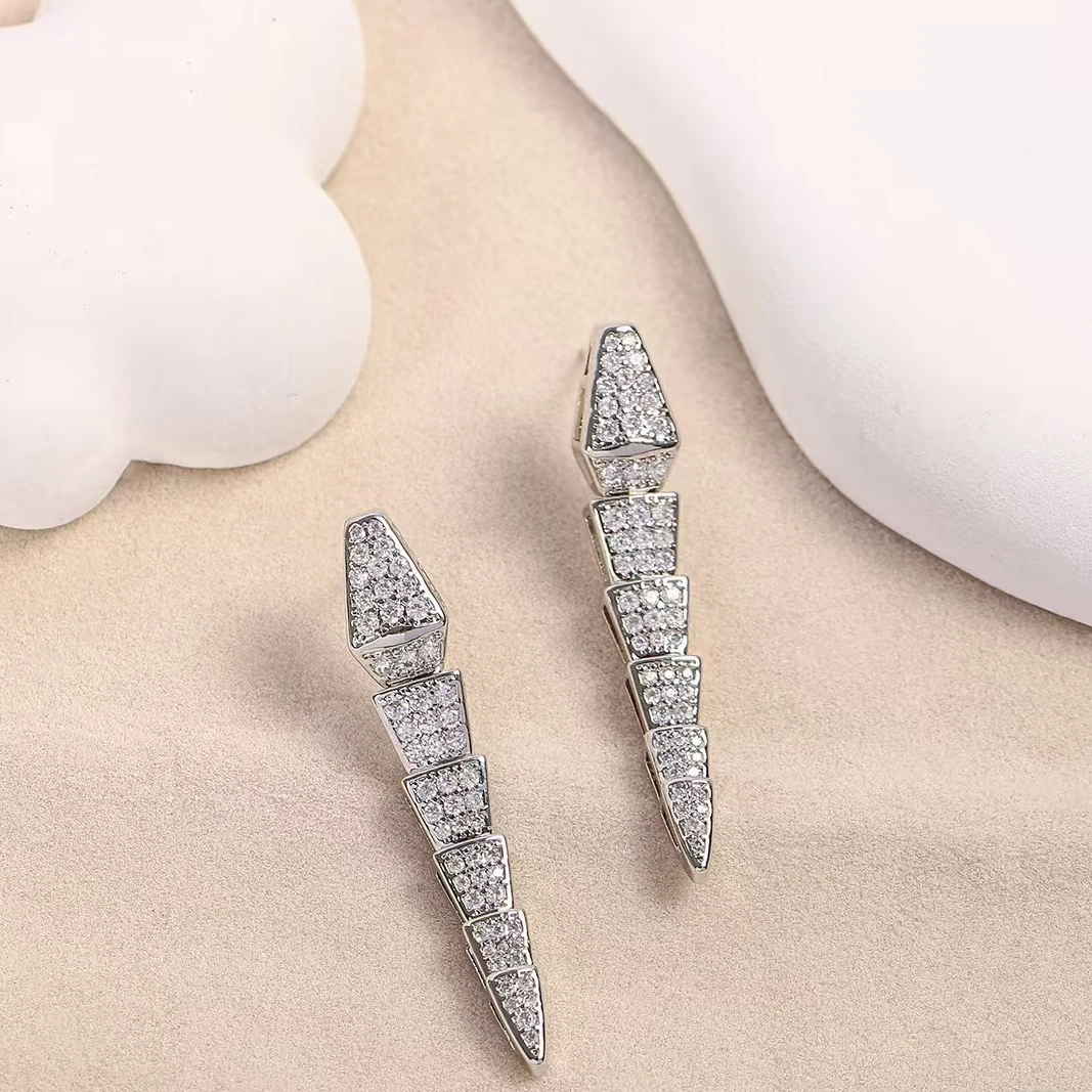 18K金钻石蛇骨耳饰 一字蛇 SS (定制品质48小时鉴赏期)