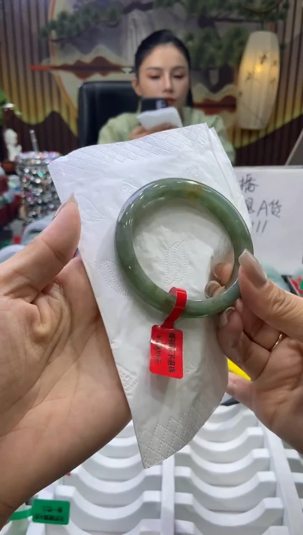 未镶嵌手镯翡翠00009891