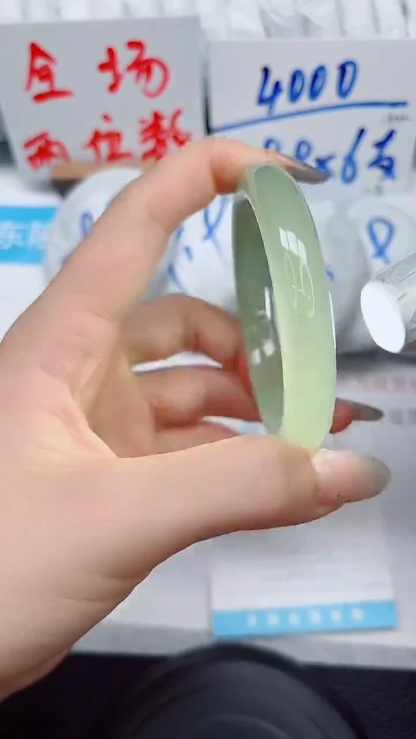 未镶嵌手镯石英质玉19-56