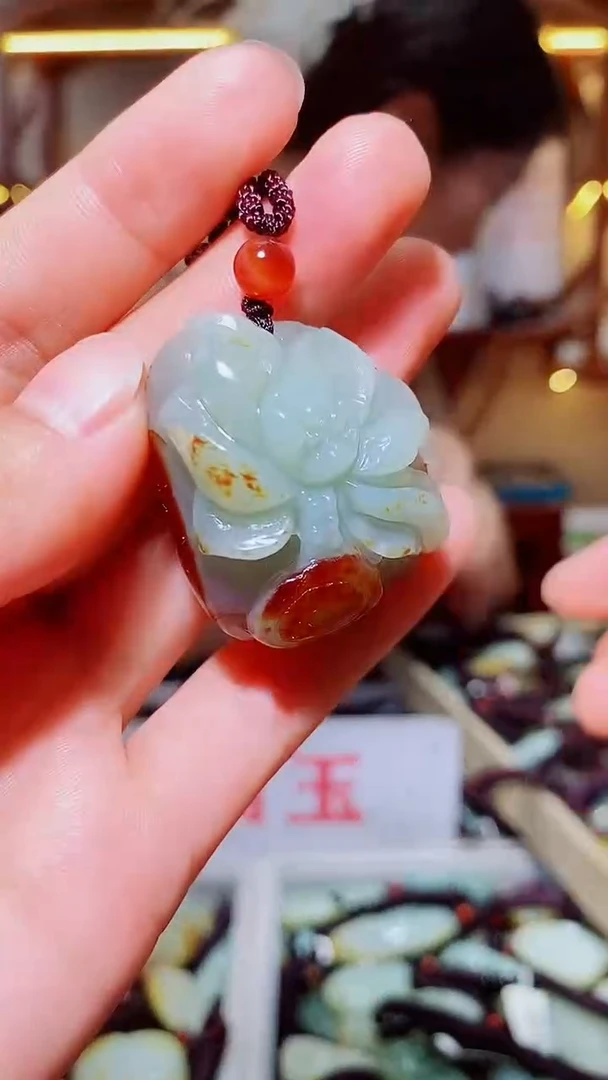 和田玉未镶嵌颈饰1