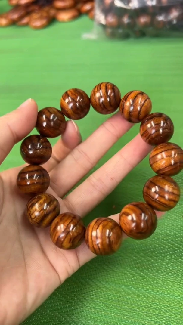 黄花梨/降香黄檀海南黄花梨1.8手串（138）