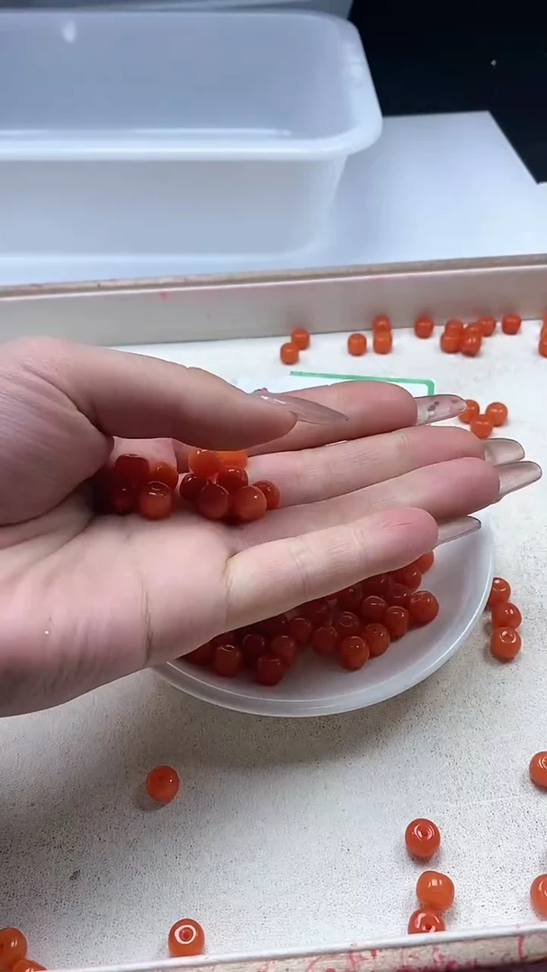 【闪购商品】玛瑙/玉髓颈饰未镶嵌w2094南红柿子红老型8*6m*20颗