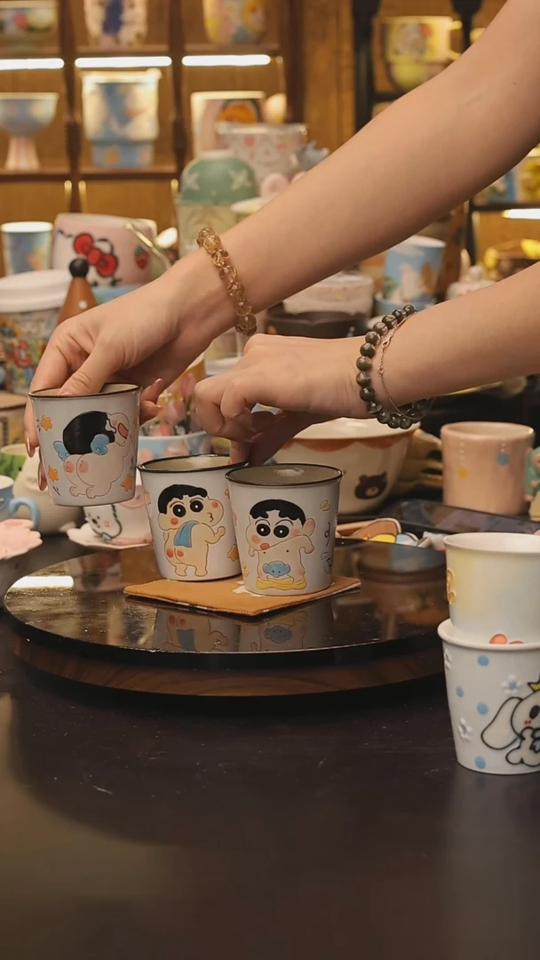 景德镇釉下彩绘设计师款式陶瓷