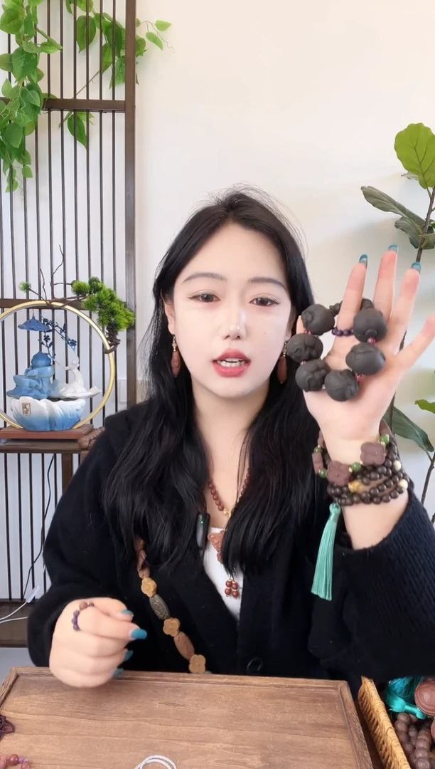 珠串栀子牛加玉兰手持