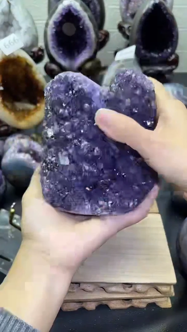 未镶嵌大型摆件（非配饰）紫晶669号摆件