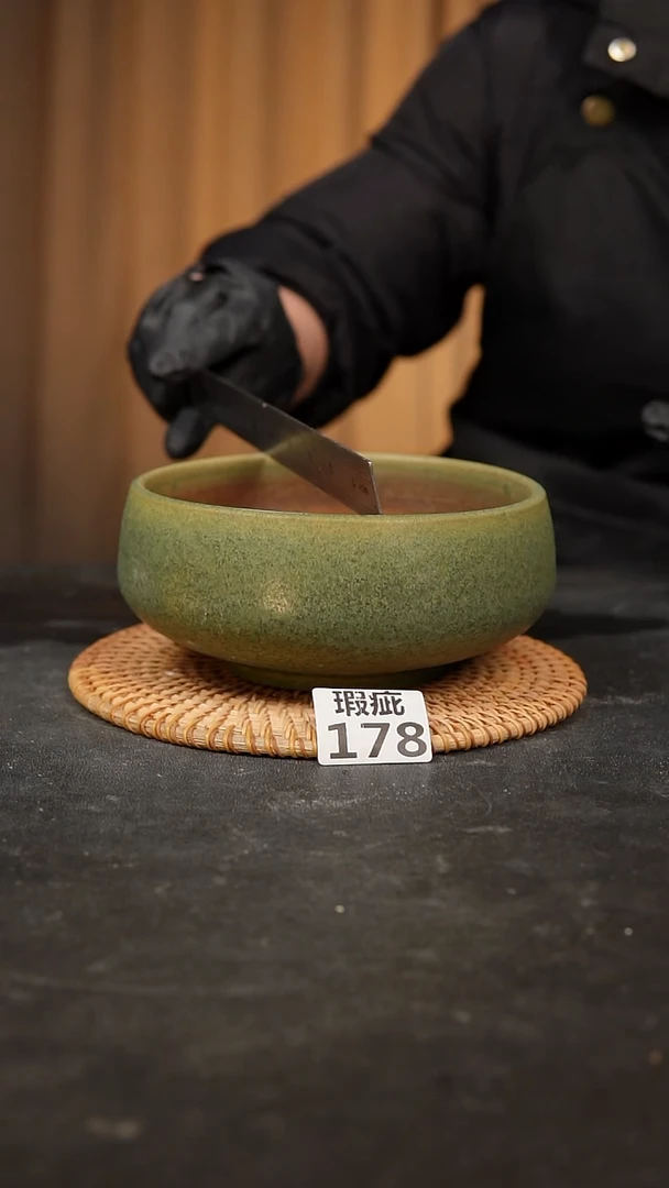 【闪购商品】瓷片178泥泥手工花盆口14高7