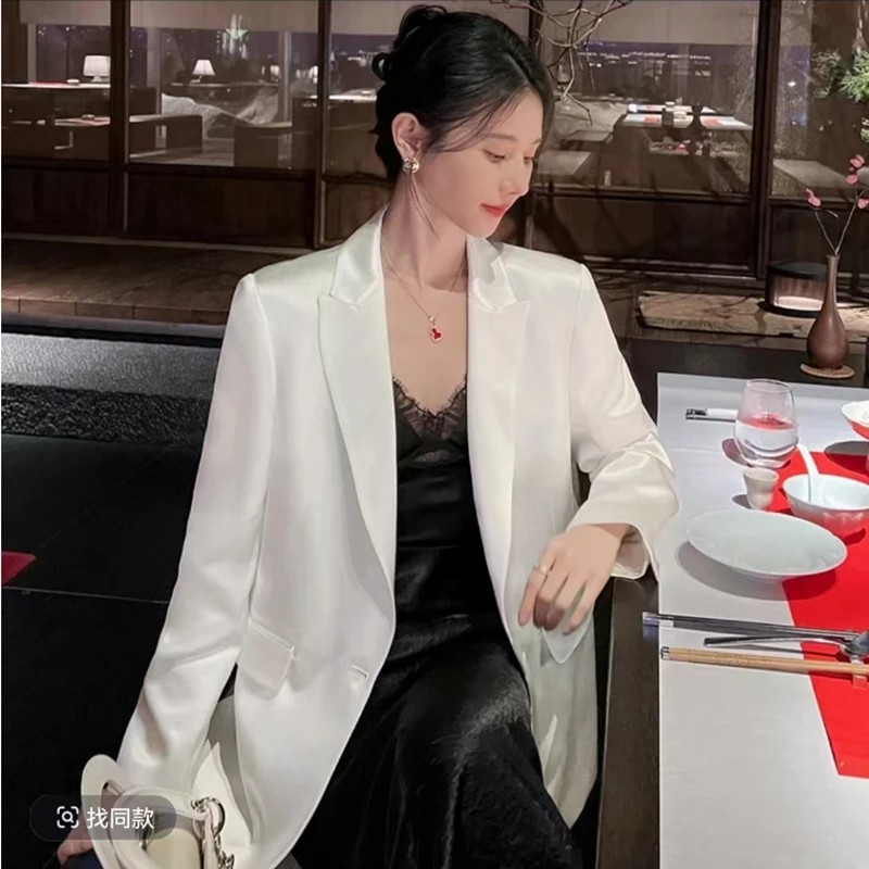 2568新款春夏高级感白色小西服光泽垂坠名媛炸街西装外套