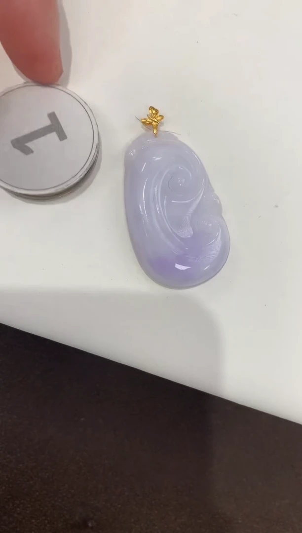 颈饰18K金镶嵌翡翠天然缅甸a货翡翠