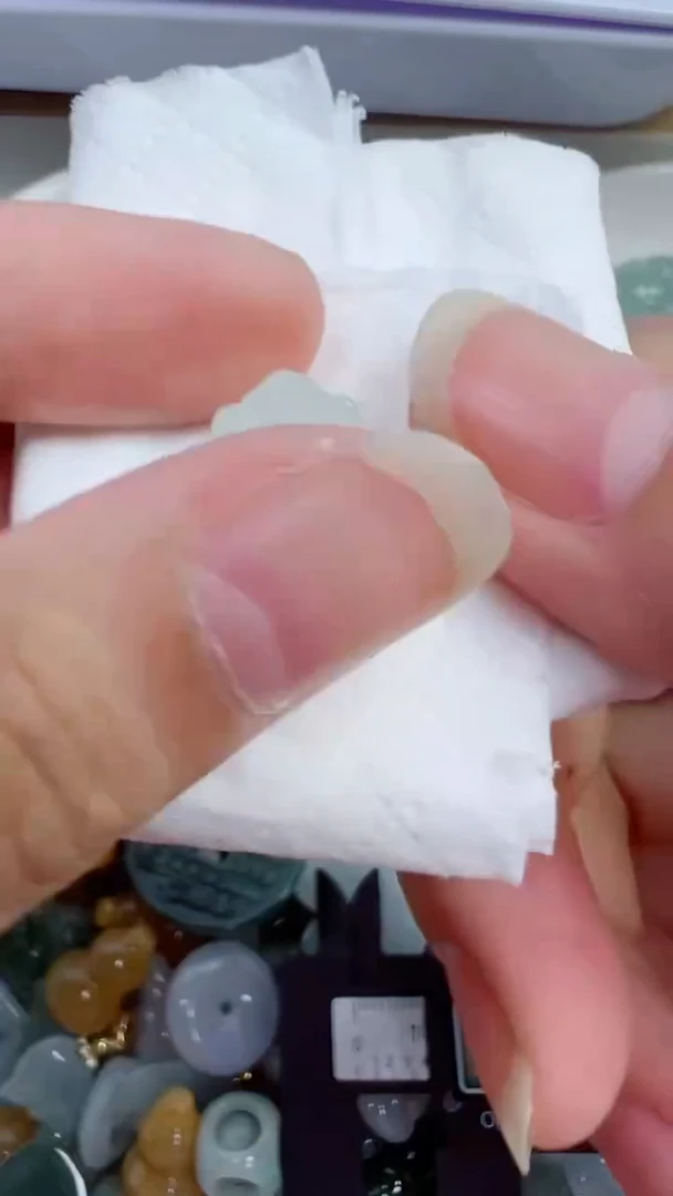 散珠翡翠340号链接，A货翡翠莲花珠