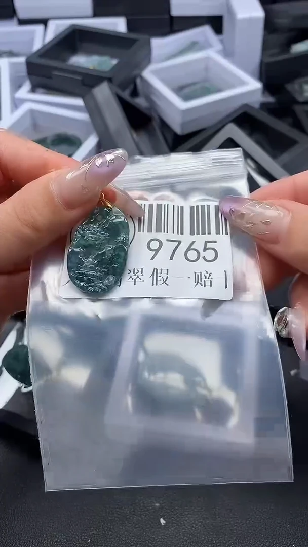 吊坠(不含链)未镶嵌翡翠9765