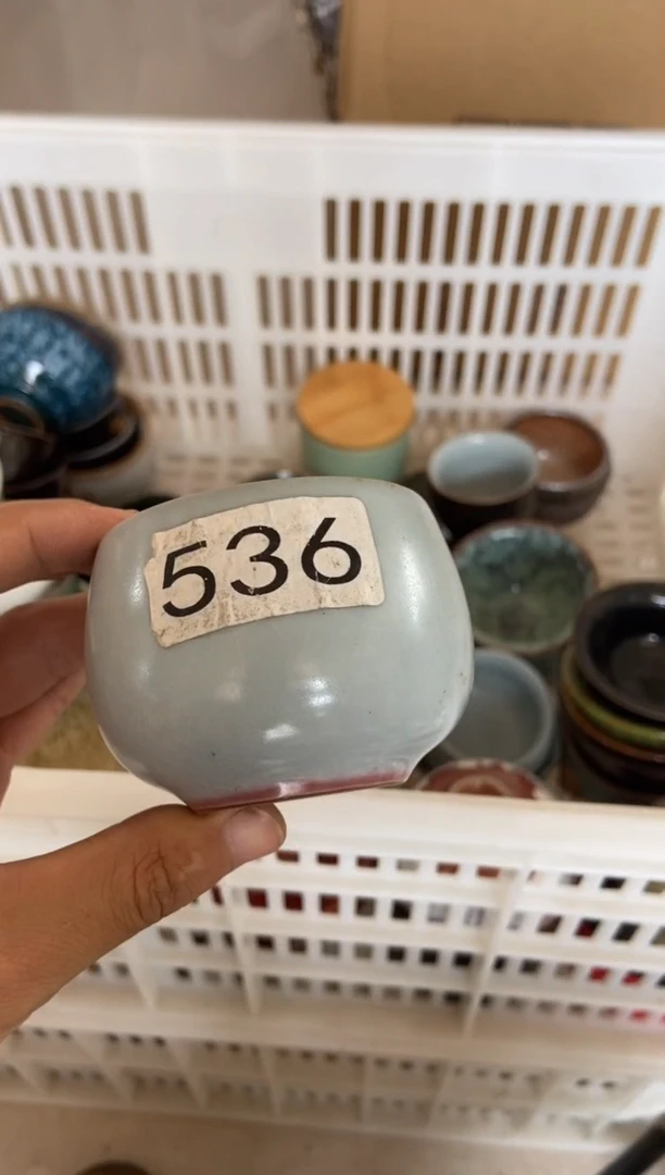 杯摄影的产品有使用过的痕迹有点脏介意勿拍