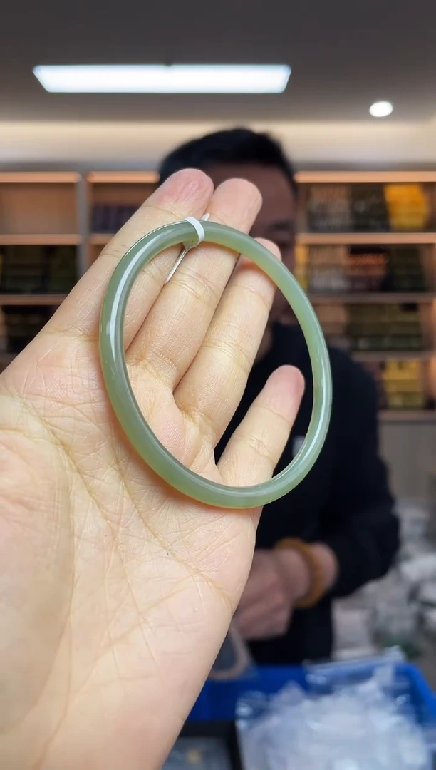 【闪购商品】和田玉·未镶嵌多样性发一件*圈口59-60