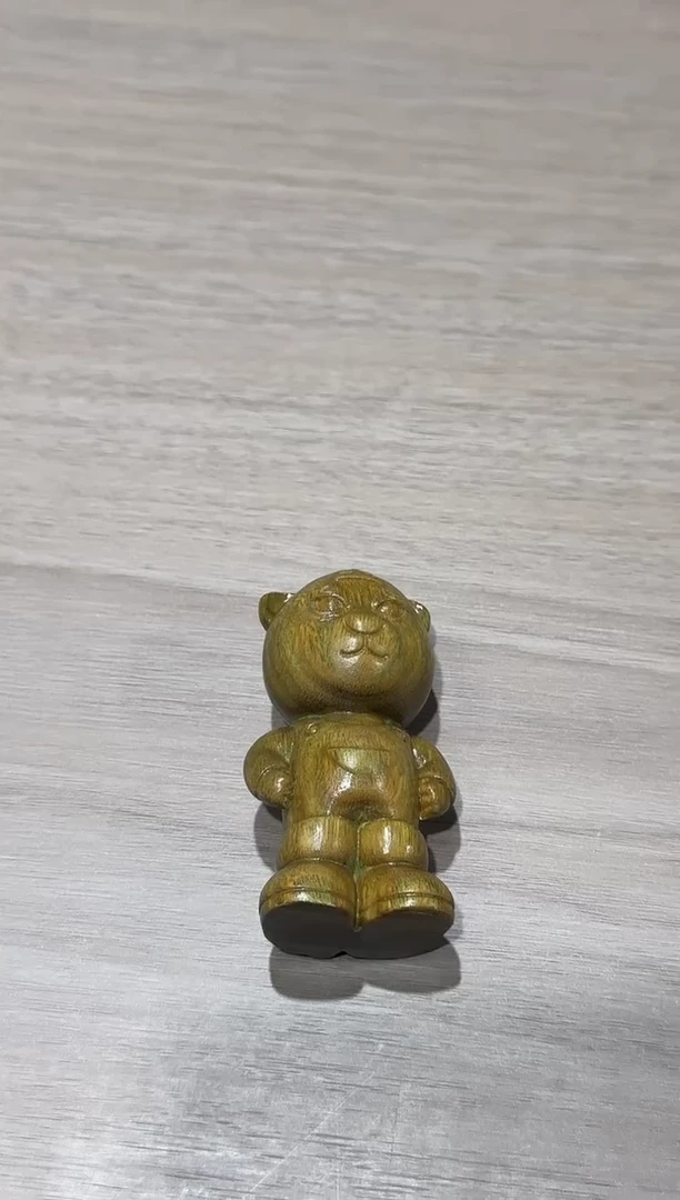 维腊木（绿檀）把件绿檀老虎