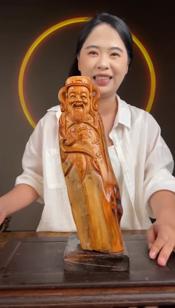 柏木（崖柏）手工摆件,先抢先得! 编号:135