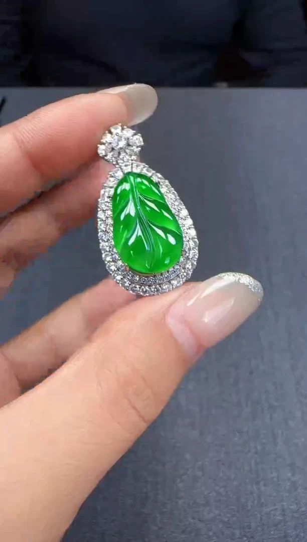 未镶嵌定制翡翠翡翠吊坠39