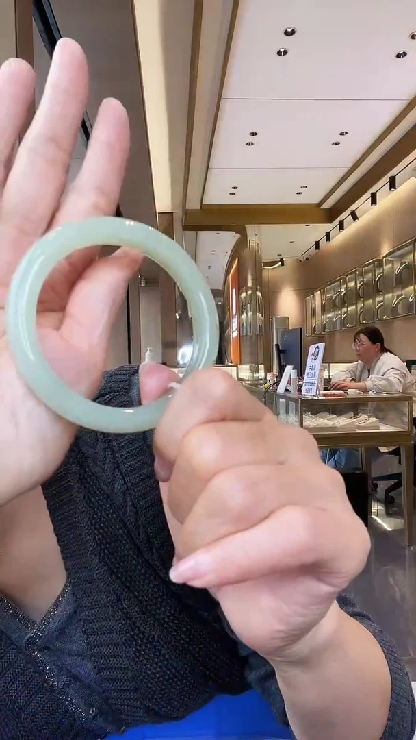 未镶嵌手镯和田玉宁***。温晴镯59