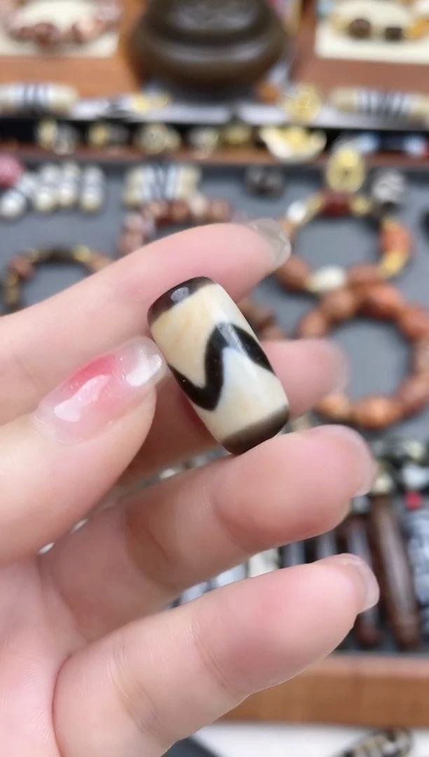 玛瑙/玉髓珠珠未镶嵌台工牙牙