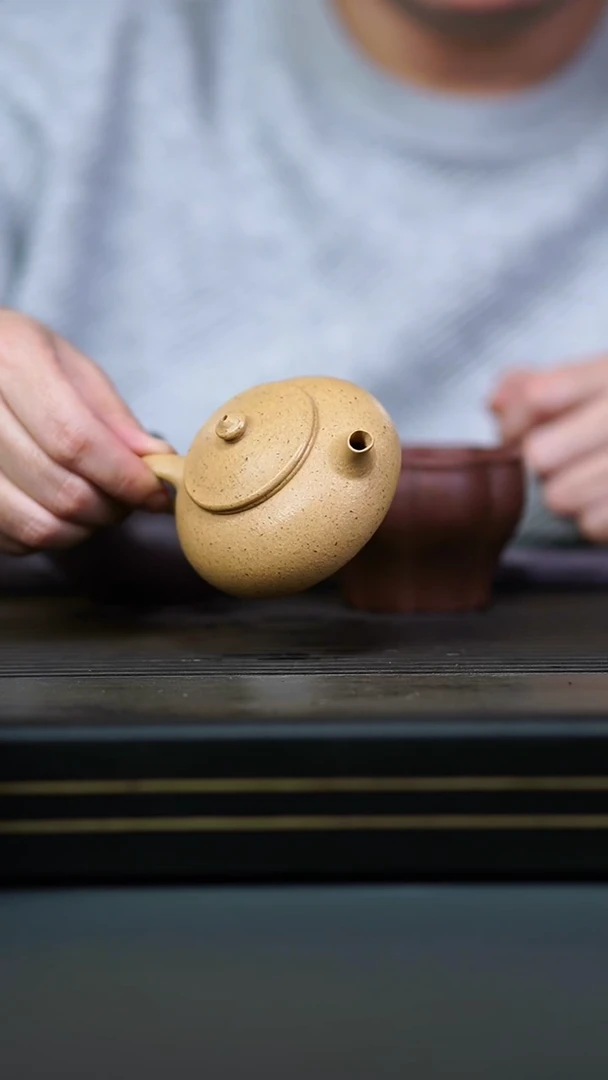 茶壶紫砂半手段泥寒江140cc