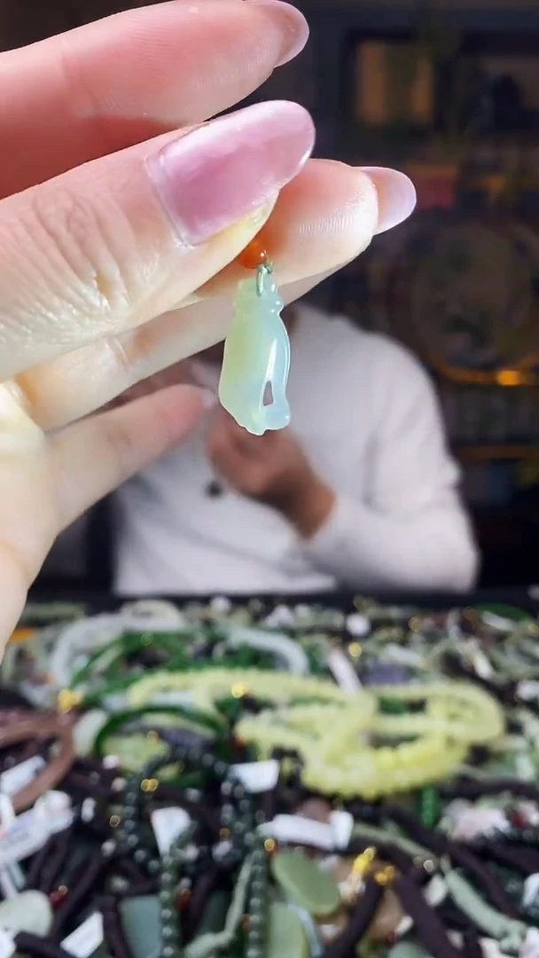 颈饰未镶嵌和田玉多样性发货，拍一发一