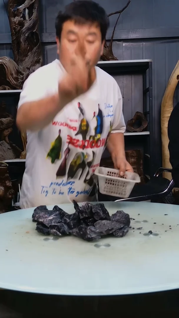 木随机发货一筐青龙石中碎4斤9.9