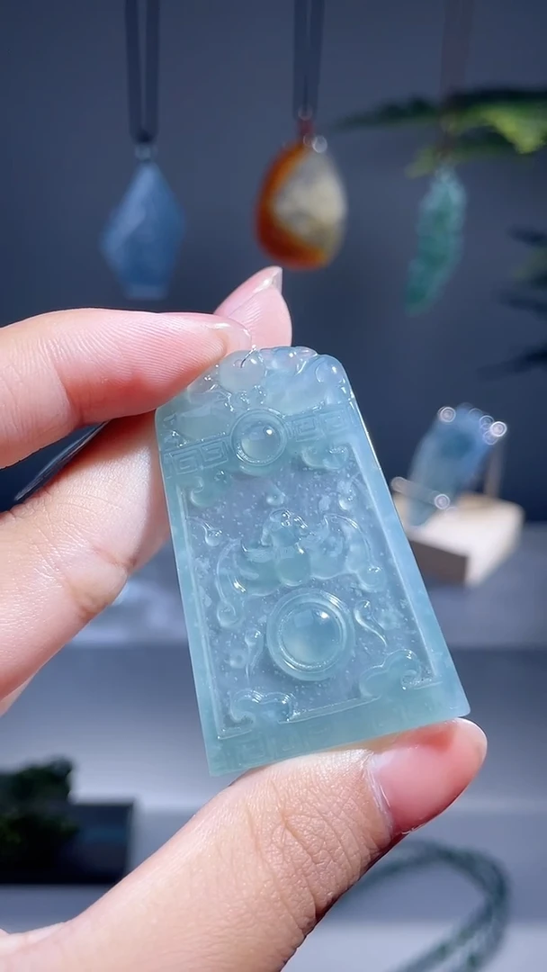 颈饰未镶嵌翡翠仿古牌