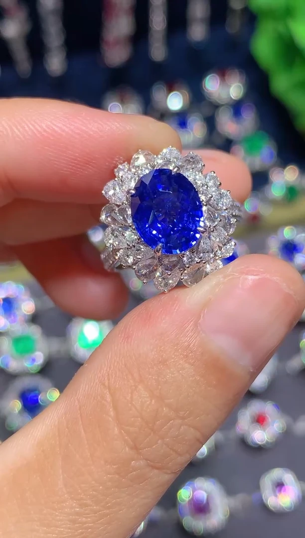 戒指蓝宝石18K金镶嵌3.54CT  无烧