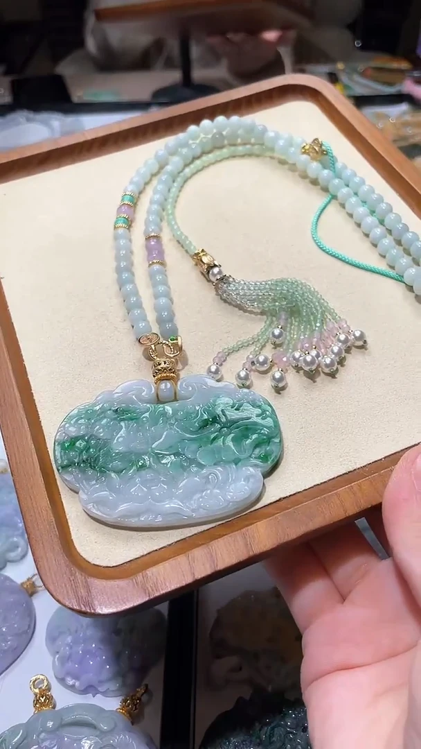 【闪购商品】翡翠颈饰未镶嵌吊坠