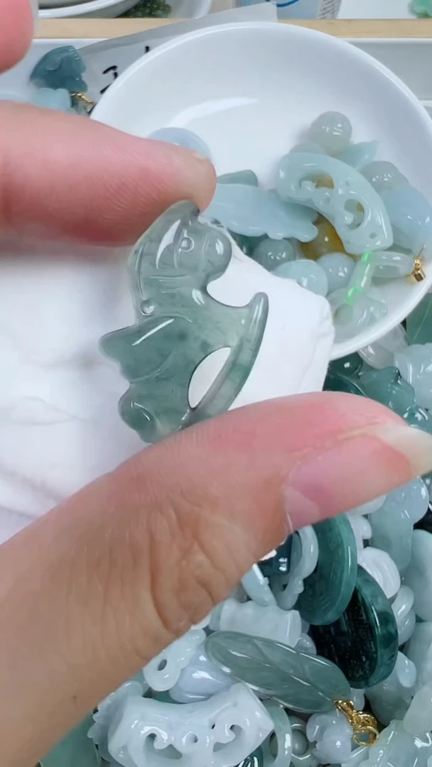 散珠翡翠628号链接，A货翡翠