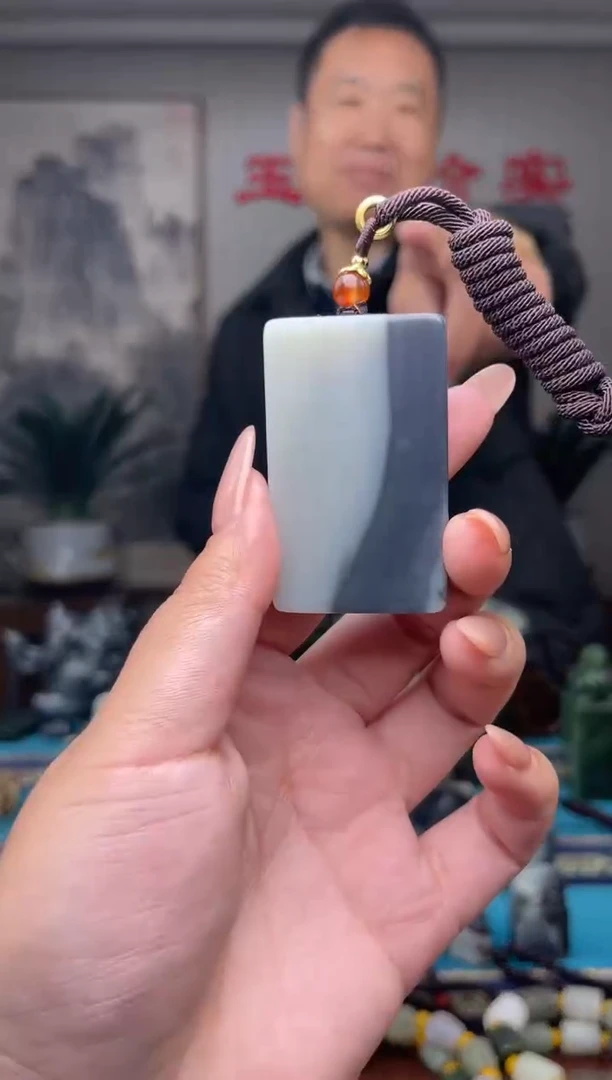 未镶嵌和田玉挂件1