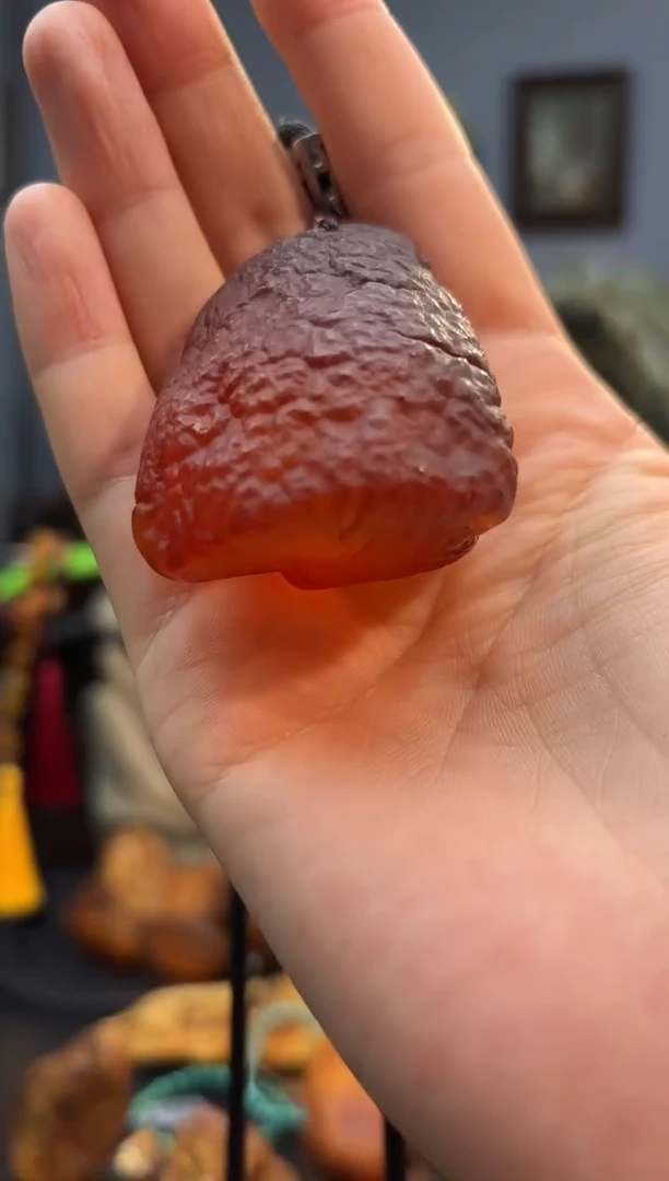 琥珀颈饰未镶嵌吊坠