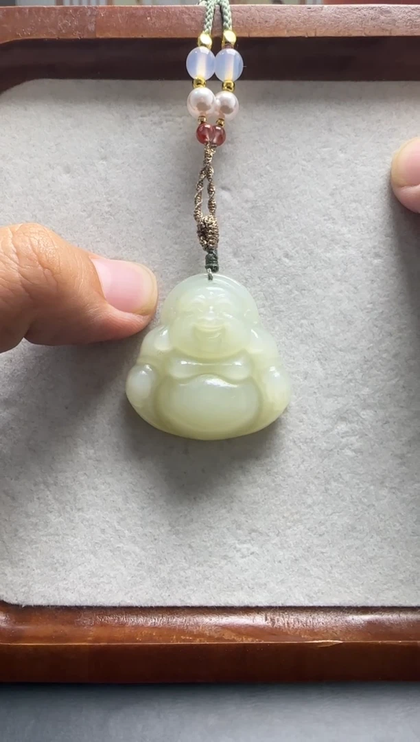 颈饰未镶嵌和田玉佛公【有包容】