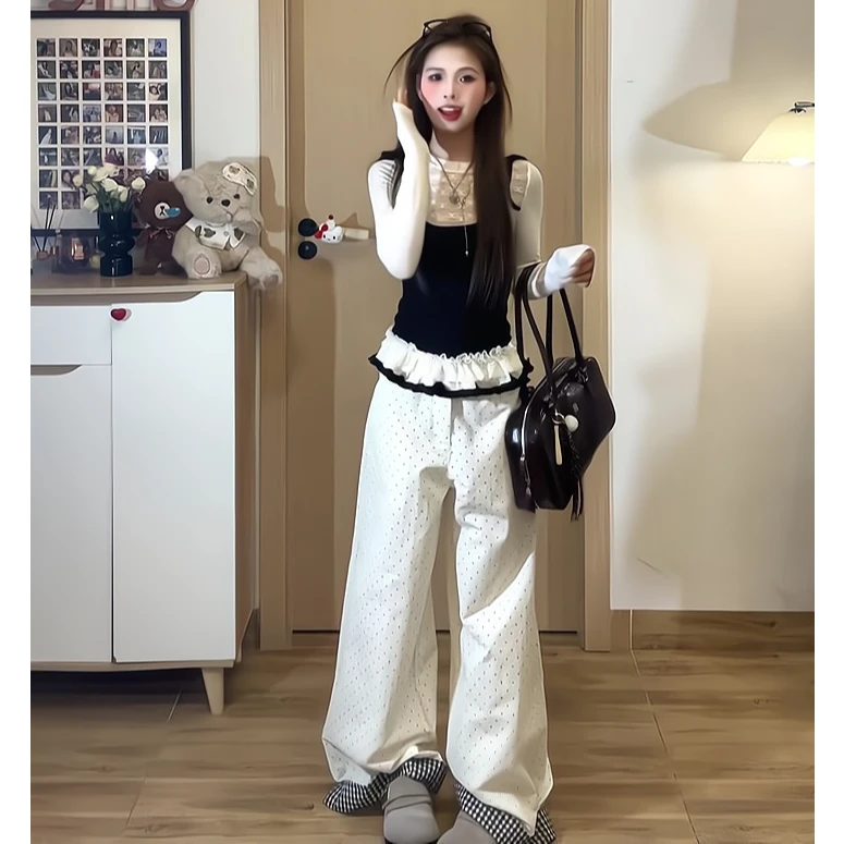 早春氛围感穿搭一整套气质休闲套装新款上衣女高级感白色休闲裤子