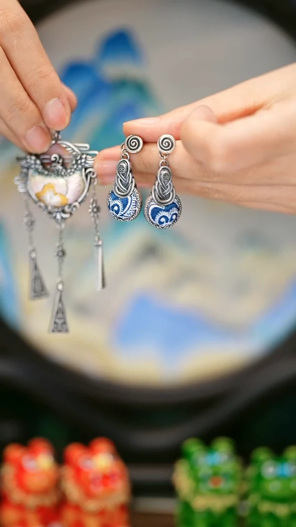 织绣490黔东南苗族刺绣