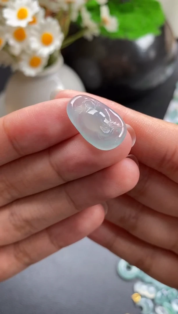 散珠翡翠晴底鱼牌