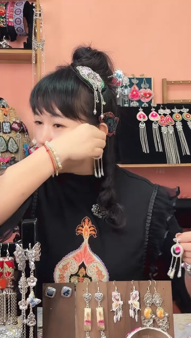 织绣艺枝独绣手工饰品121