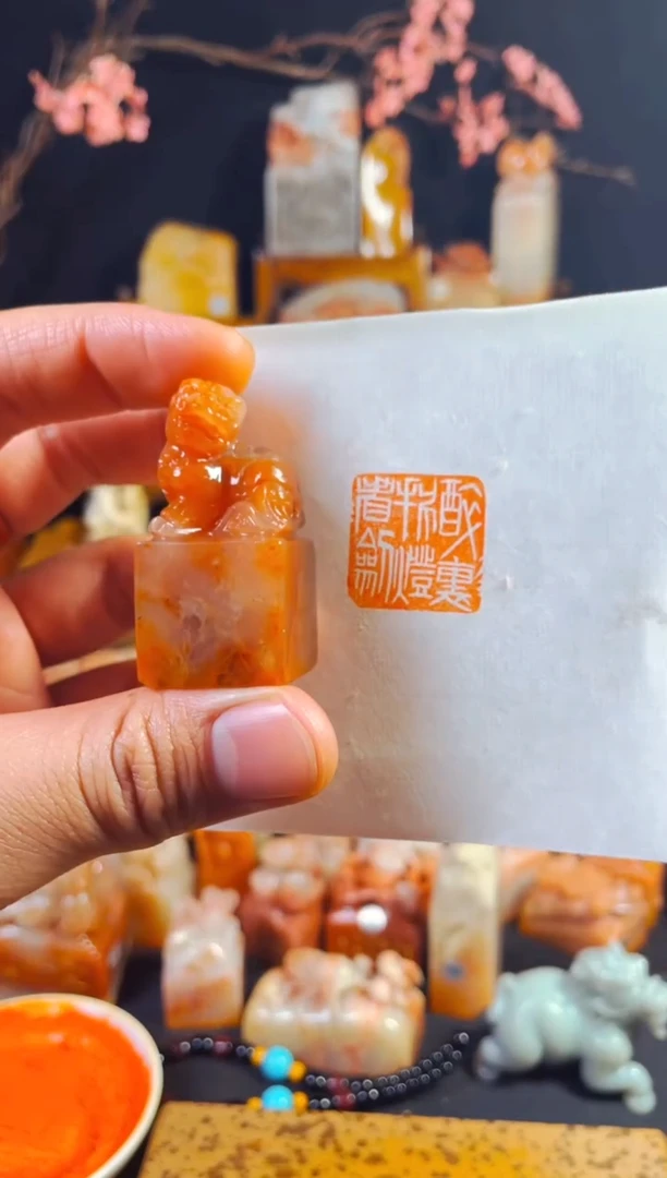 【闪购商品】老挝石印石手工篆刻《醉里挑灯看剑》