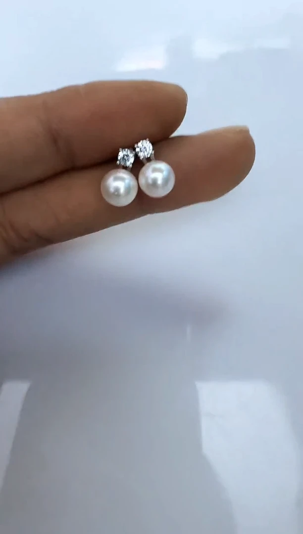 【闪购商品】海水珍珠耳饰银S925镶嵌耳钉