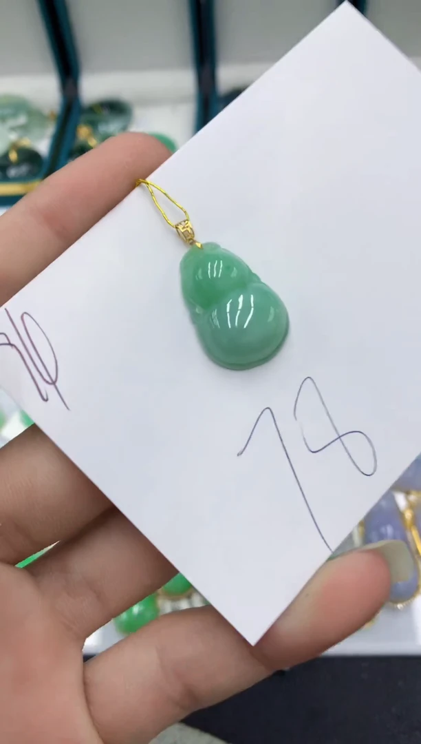 【闪购商品】翡翠颈饰18K金镶嵌翡翠