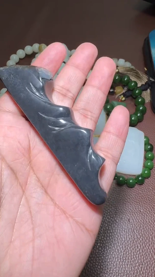 未镶嵌和田玉挂件和田玉