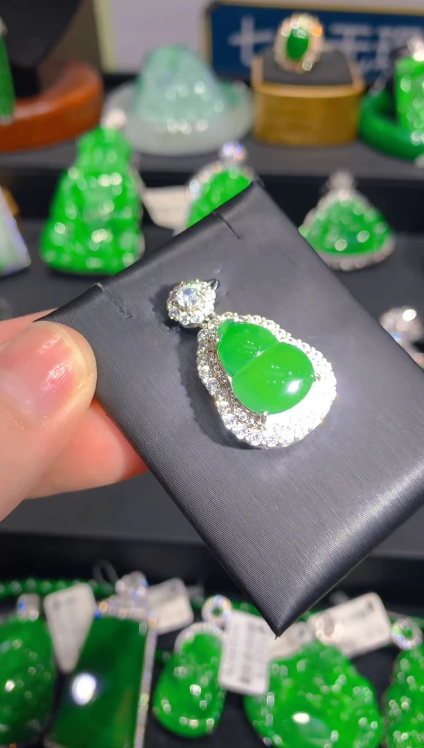 【闪购商品】翡翠颈饰银S925镶嵌5一季