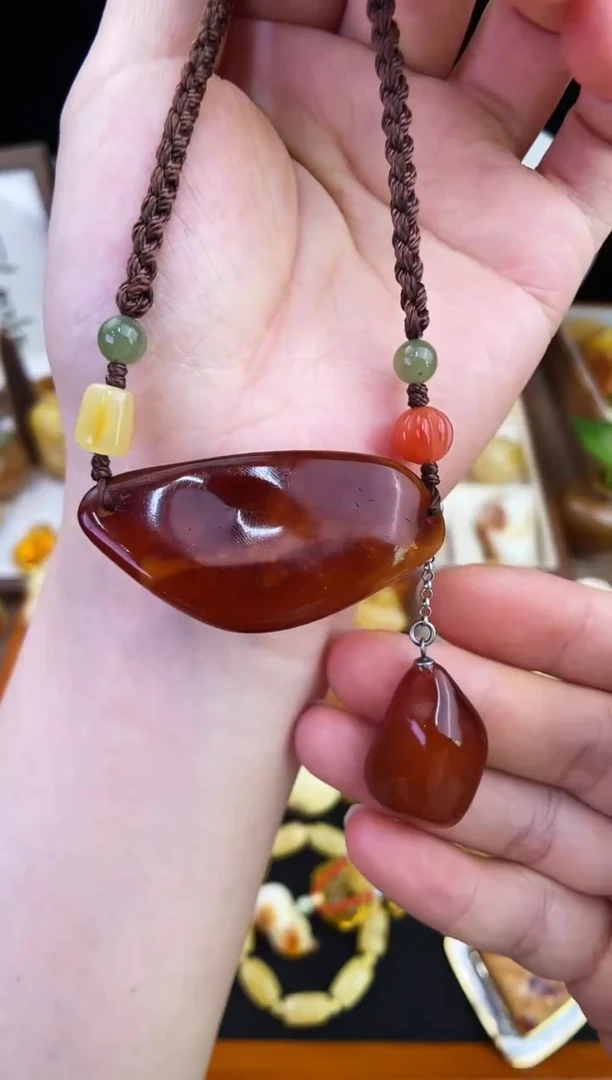 琥珀未镶嵌珠宝奇石柒月