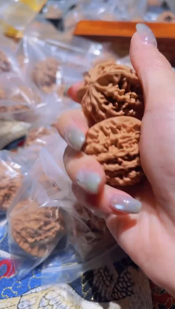 把件文玩核桃092秦闷