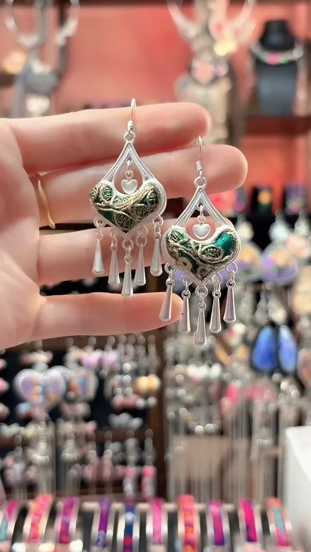 织绣 云织谣民族风精美饰品   142